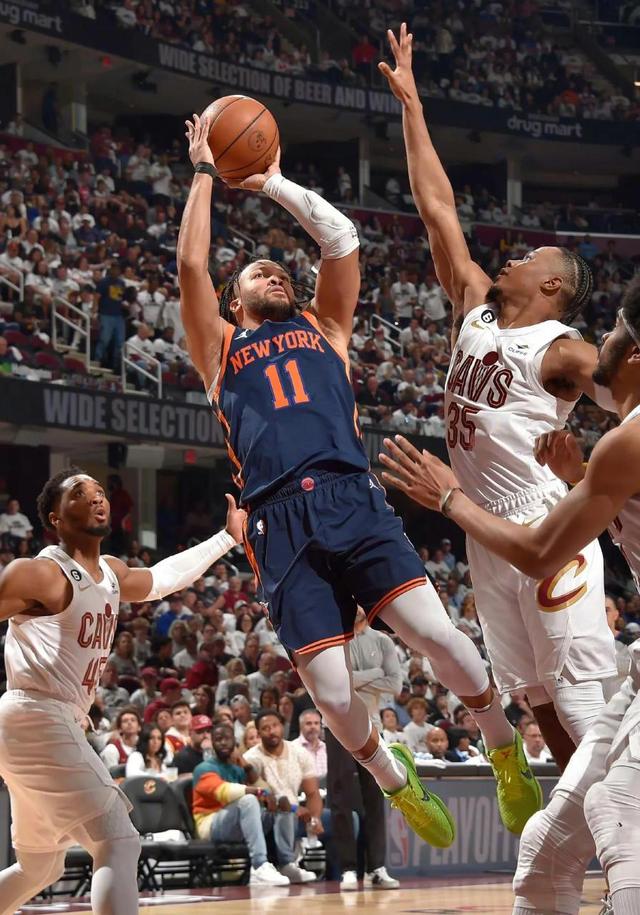 云游戏-赛地聚焦：NBA常规赛加时末段热度飙升；布莱顿迎来里程碑；管理层满意；阵容厚度经受考验的简单介绍